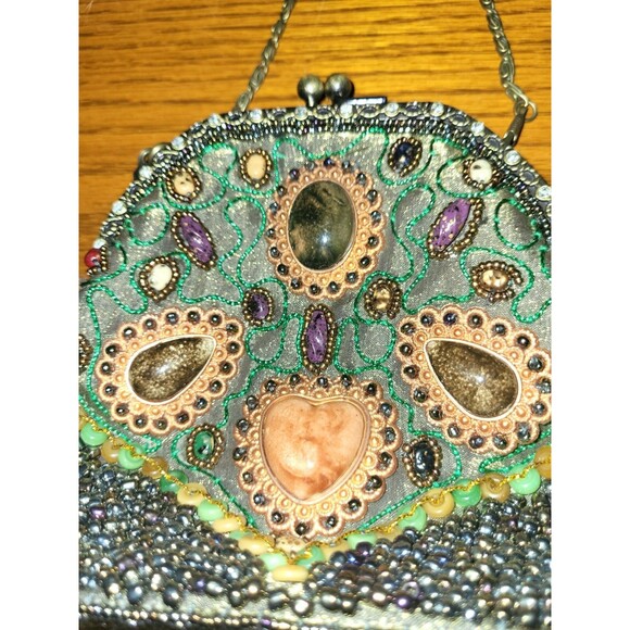 Moni Couture Vintage Embroided Embellished Clutch Handbag - Picture 3 of 13